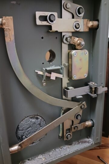 大型金庫のダイヤル構造